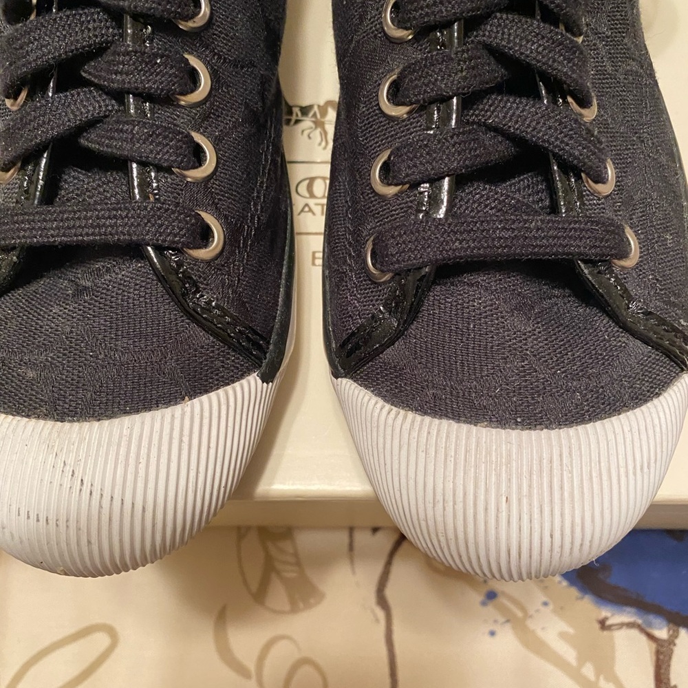 Coach Tennis Shoes Size 6 1/2 - Picture 4 of 5